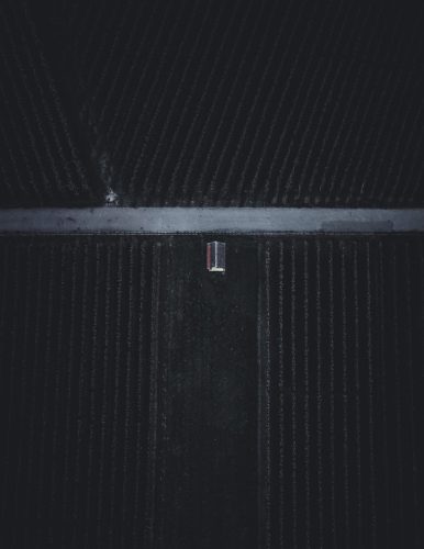 photo-1517400746-eb27afe9abc8